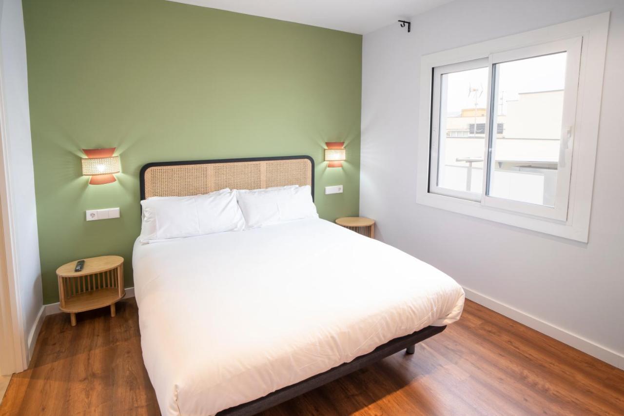 Caliu Apartments Barcelona - Camp Nou โอสปิตาเล็ต เดอ โยเบรกัต ภายนอก รูปภาพ