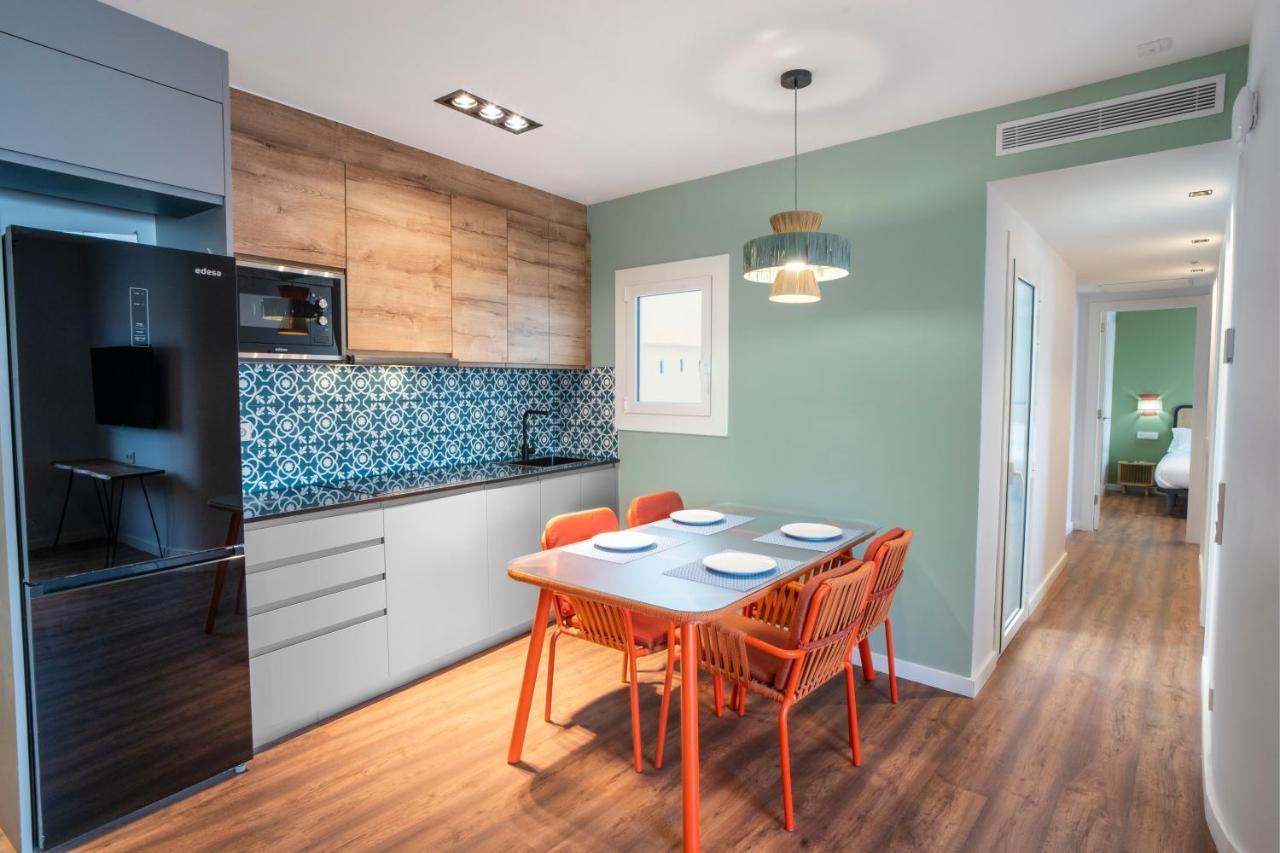 Caliu Apartments Barcelona - Camp Nou โอสปิตาเล็ต เดอ โยเบรกัต ภายนอก รูปภาพ