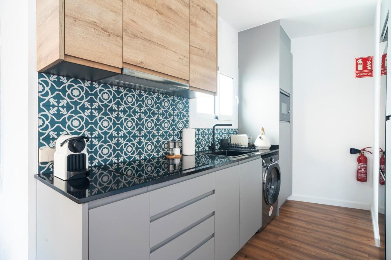 Caliu Apartments Barcelona - Camp Nou โอสปิตาเล็ต เดอ โยเบรกัต ภายนอก รูปภาพ